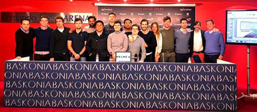 LaLiga Business School students at the headquarters of the Alavés Baskonia group
