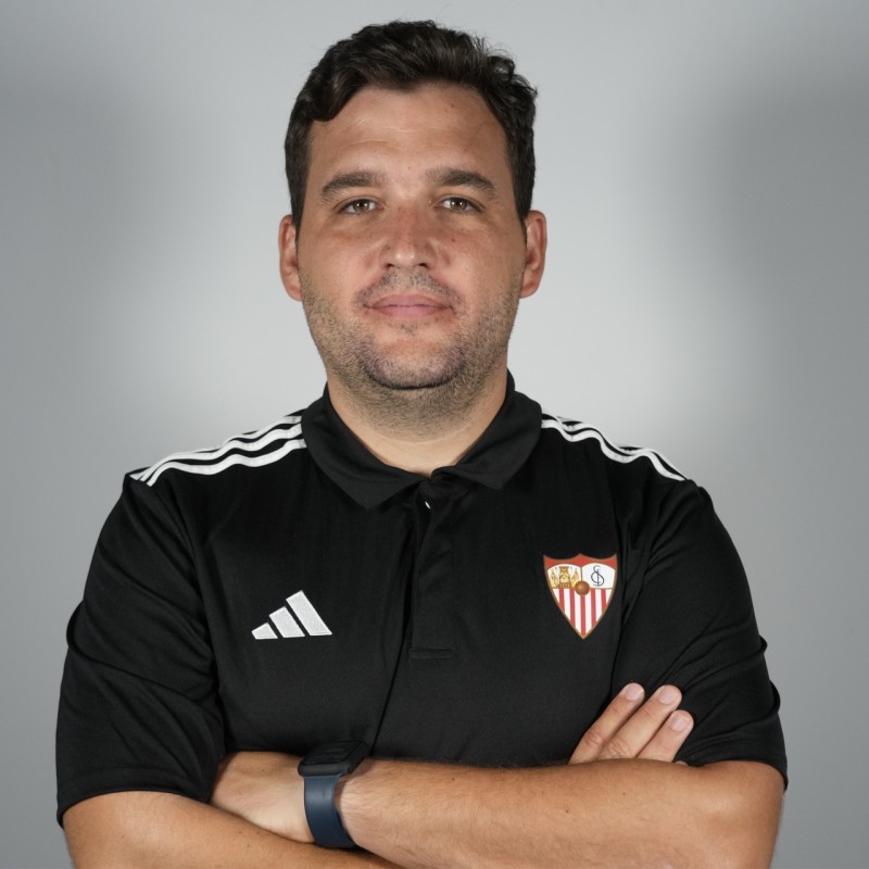 Mr. Daniel del Valle